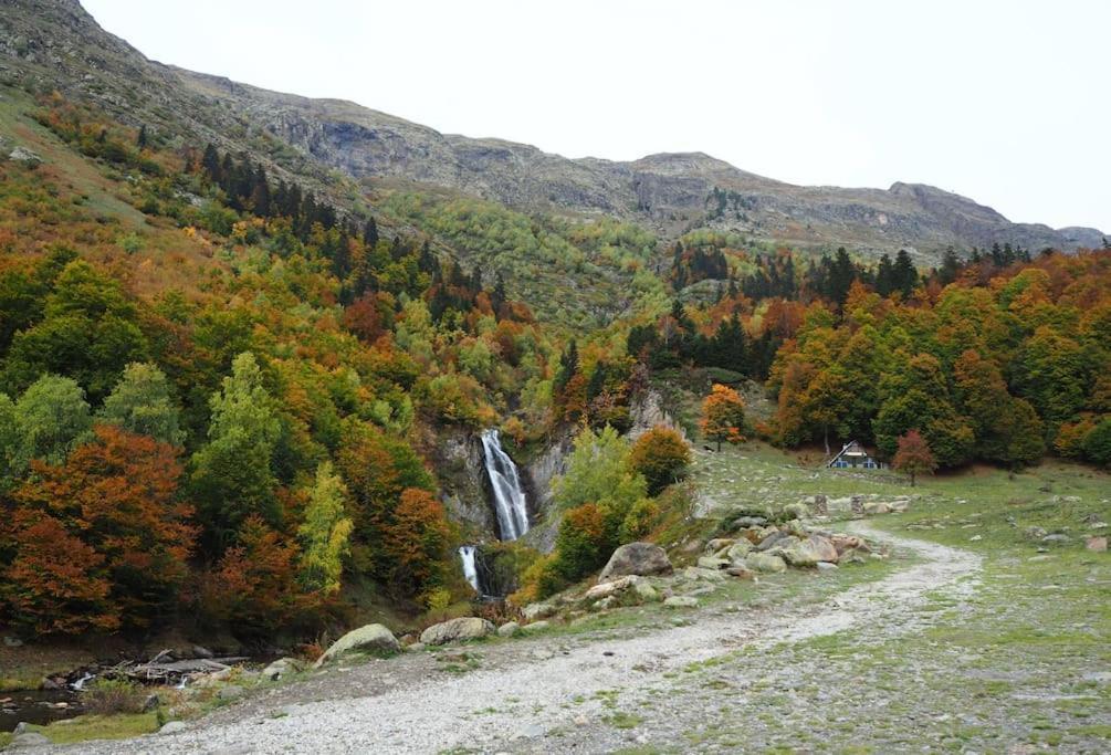 Mcastet, Casita Aranesa En El Valle De Aran Bossòst Kültér fotó